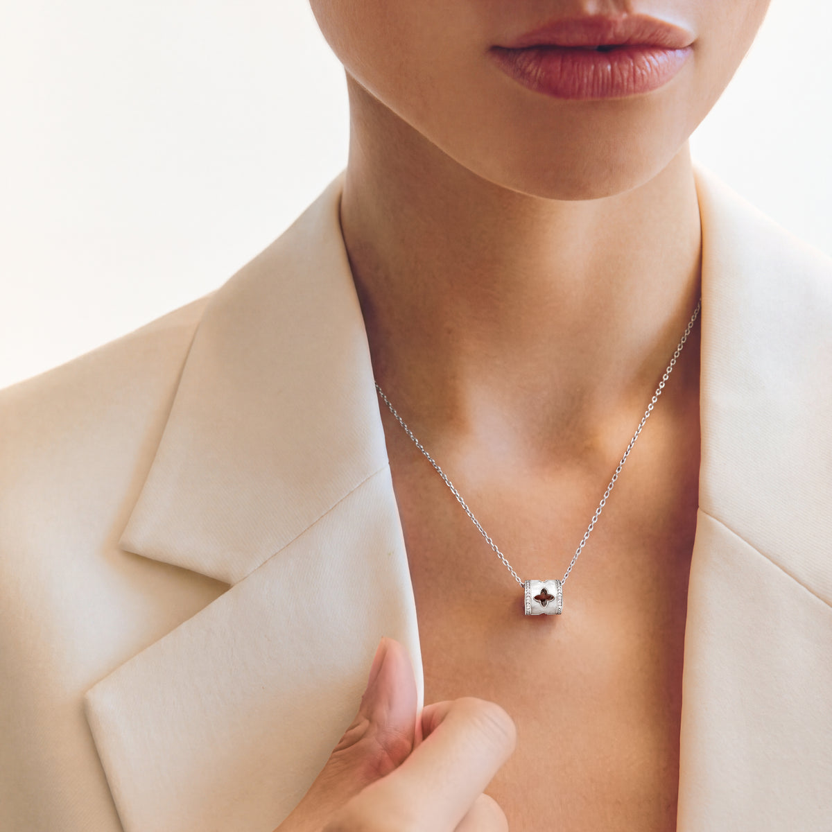 Collier Fleur Majestic