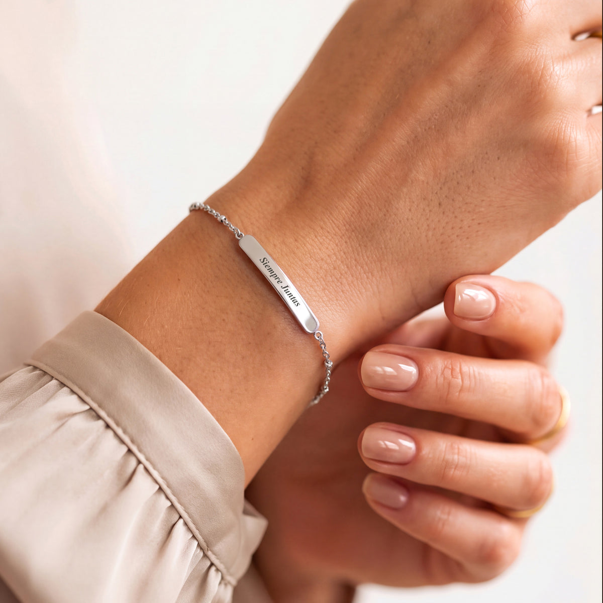 Bracelet Barre Éternelle - Personnalisé