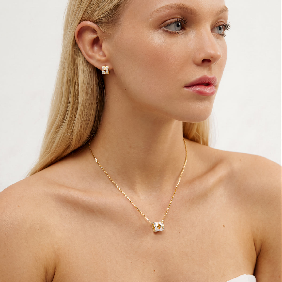 Collier Fleur Majestic