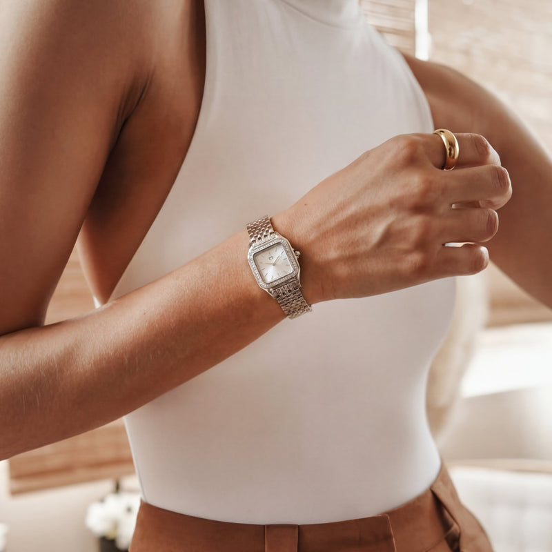 Vintage Retro Uhr ~ Silber Weiß