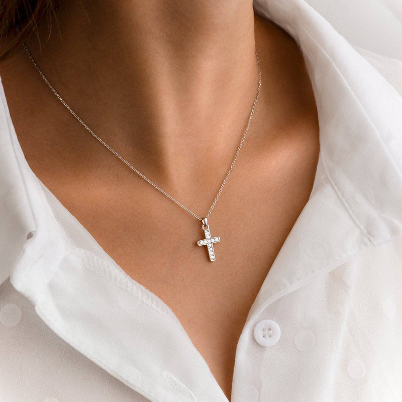 Collier croix illuminée