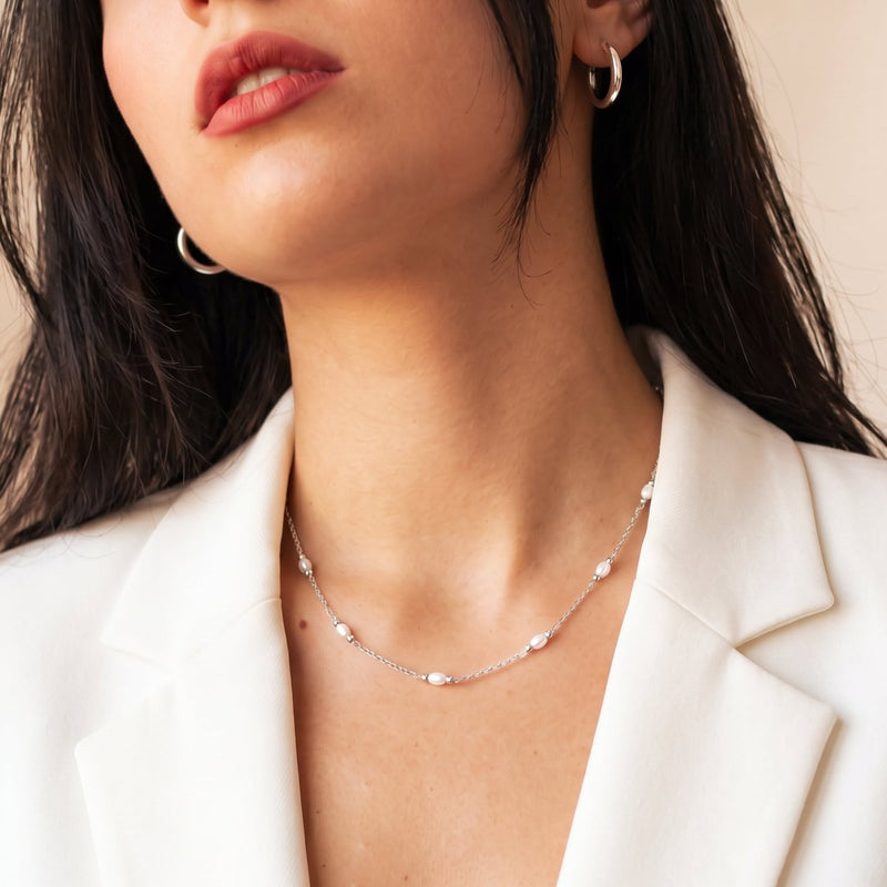 Collier perles élégantes