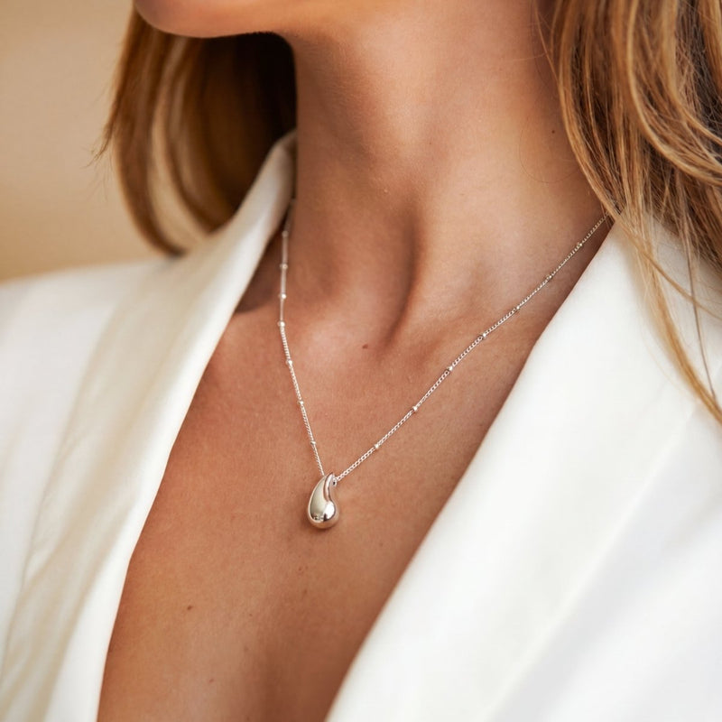 Collier goutte polie