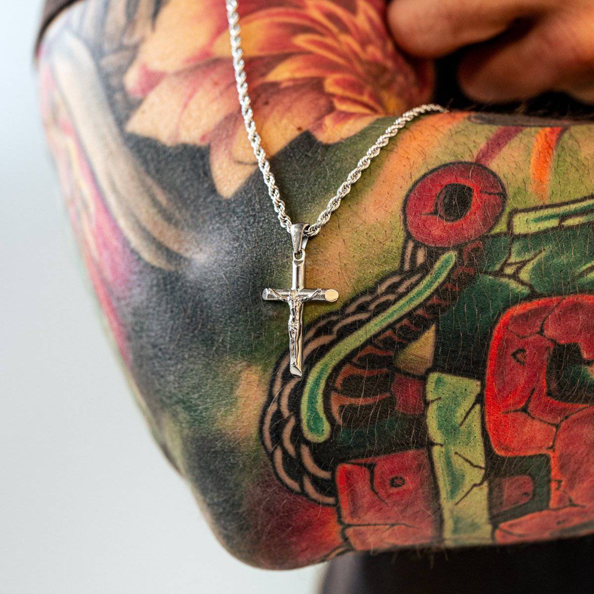 Collar Hombre BRAVE Cruz Jesucristo - LePetiteMarie