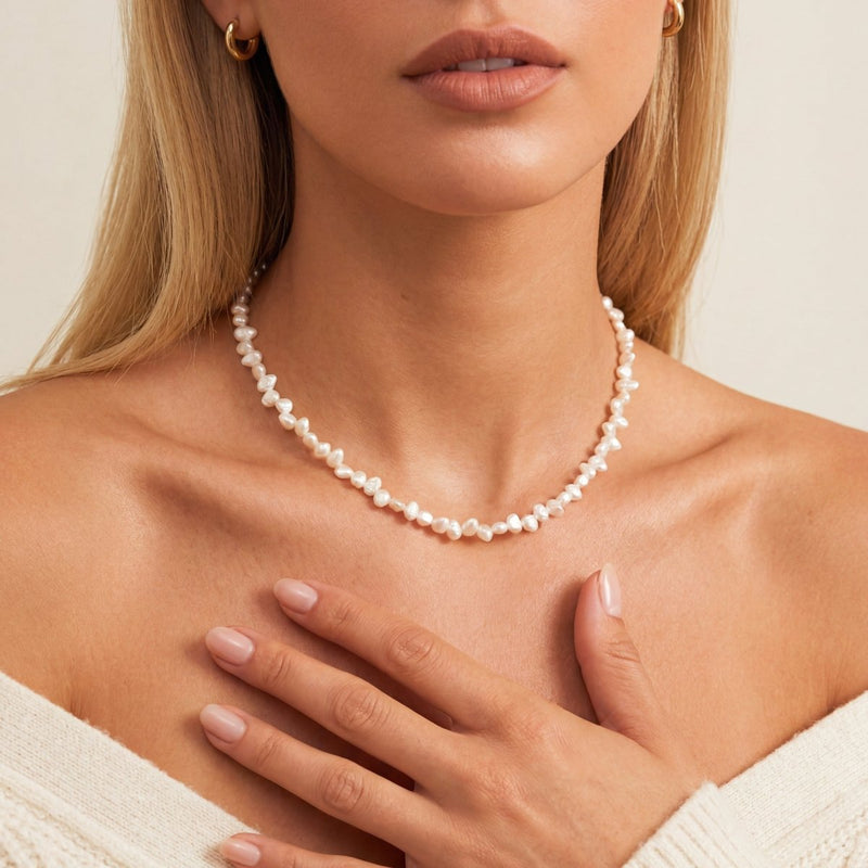 Collier perles moulées