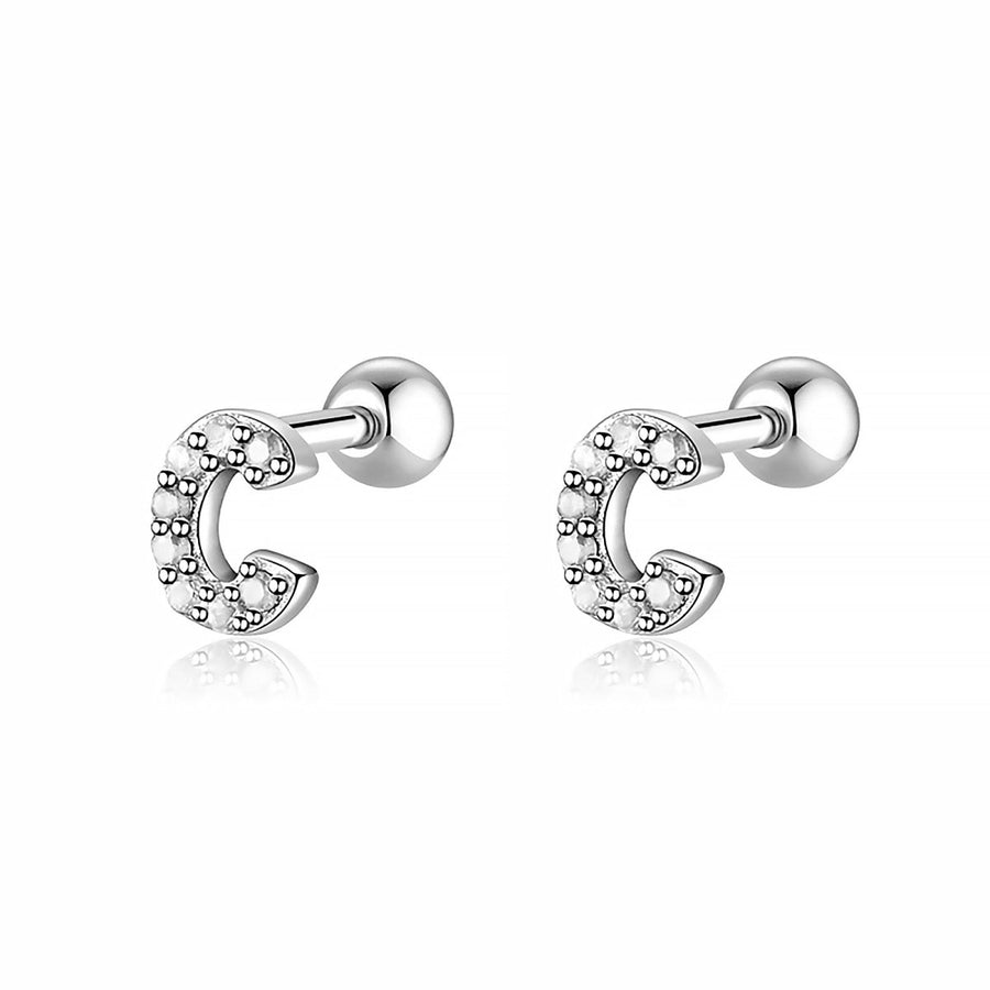 Boucle d’oreille petites lettres blanche