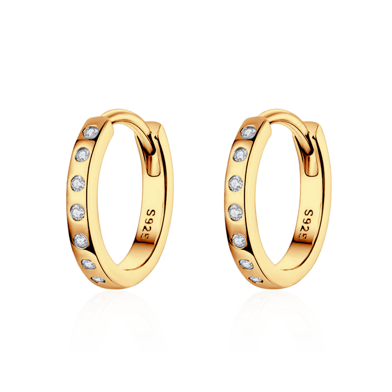 Petites boucles d’oreilles créoles brillantes