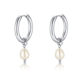 Boucles d’oreilles créoles à perle asymétrique
